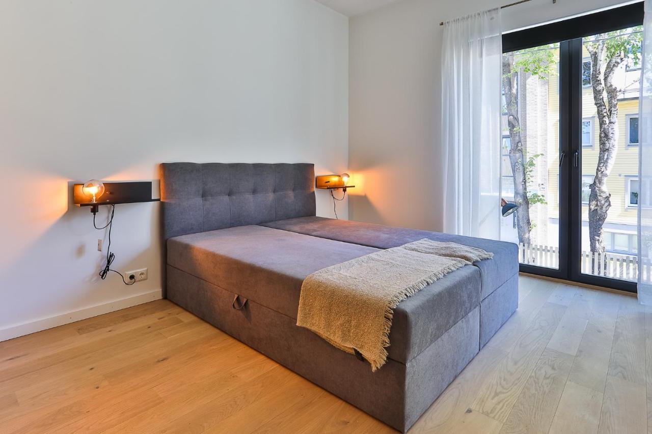 Dream Stay - Modern Apartments In City Centre Tallinn Bagian luar foto