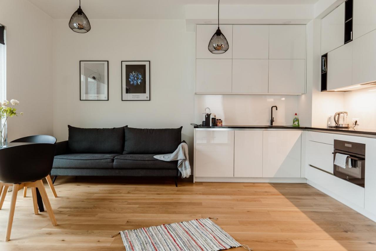 Dream Stay - Modern Apartments In City Centre Tallinn Bagian luar foto