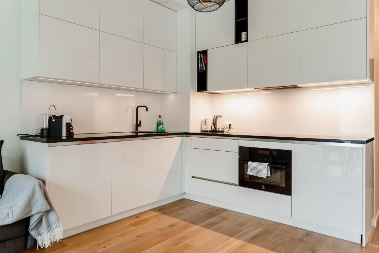 Dream Stay - Modern Apartments In City Centre Tallinn Bagian luar foto