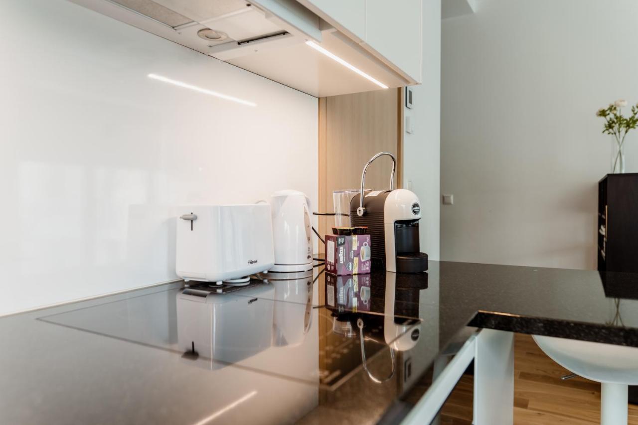 Dream Stay - Modern Apartments In City Centre Tallinn Bagian luar foto