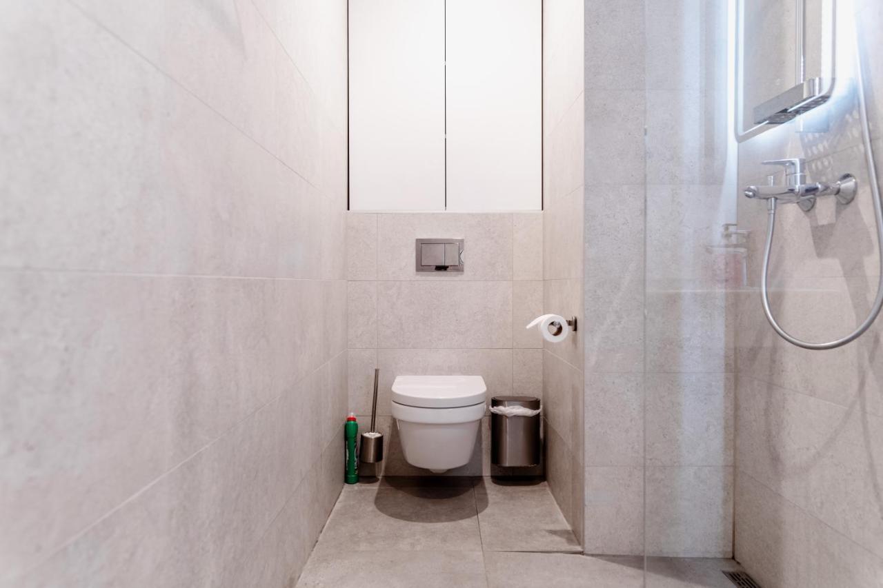 Dream Stay - Modern Apartments In City Centre Tallinn Bagian luar foto